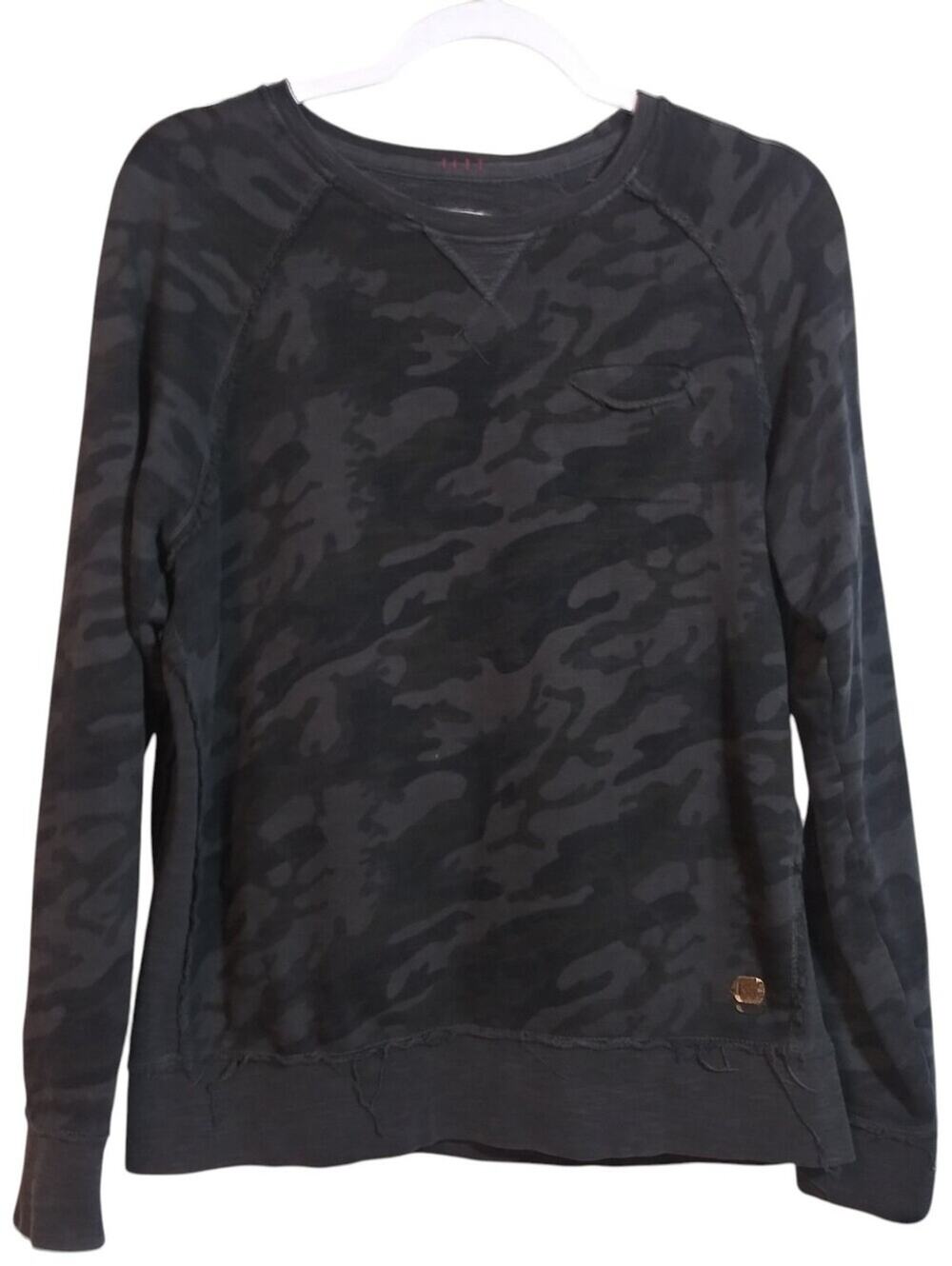 Urban Outfitters x 40weft Camo Blue Men Crew Neck Distressed Sweatshirt Size L